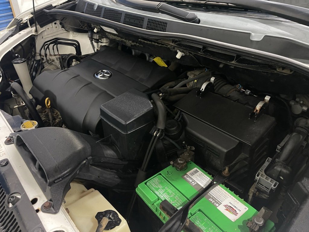 Used 2011 Toyota Sienna LE image 16