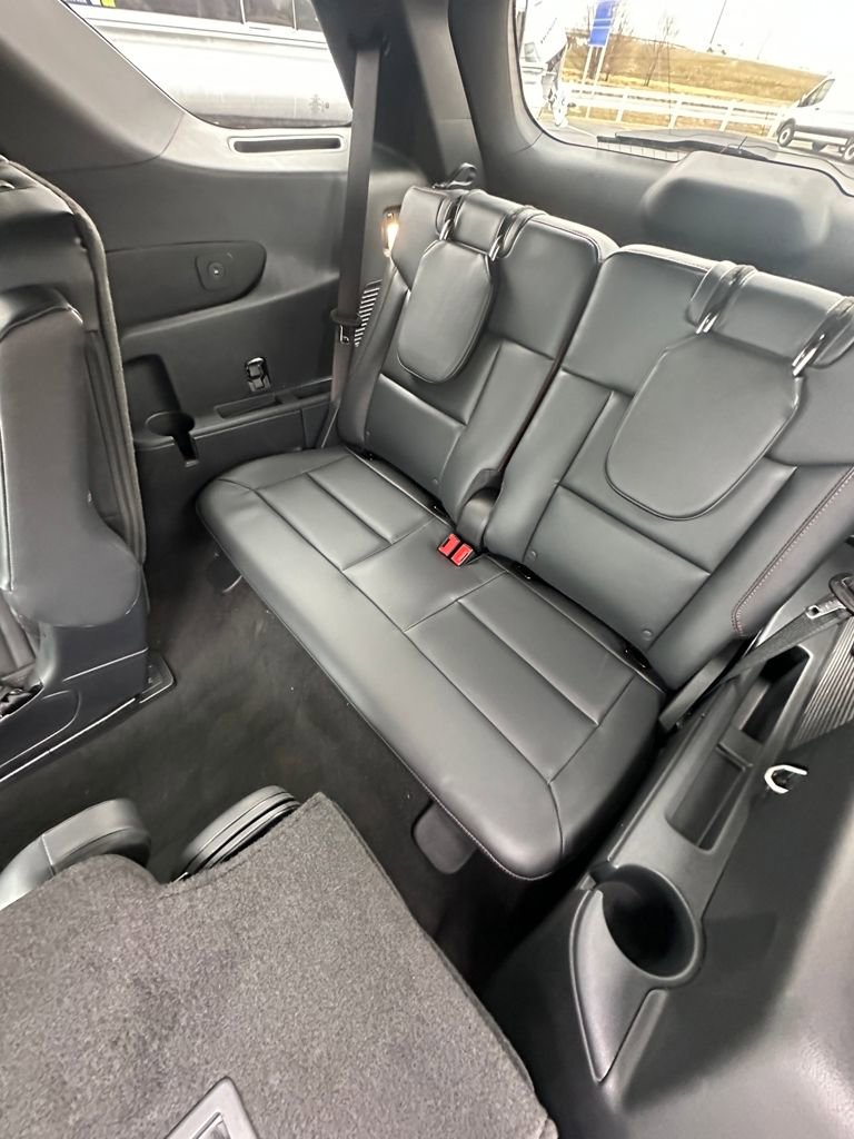 New 2026 Ford Explorer ST-Line image 18