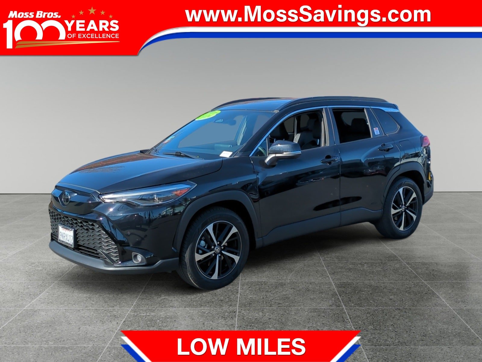 Used 2024 Toyota Corolla Cross AWD Hybrid w/ Convenience Package image 1