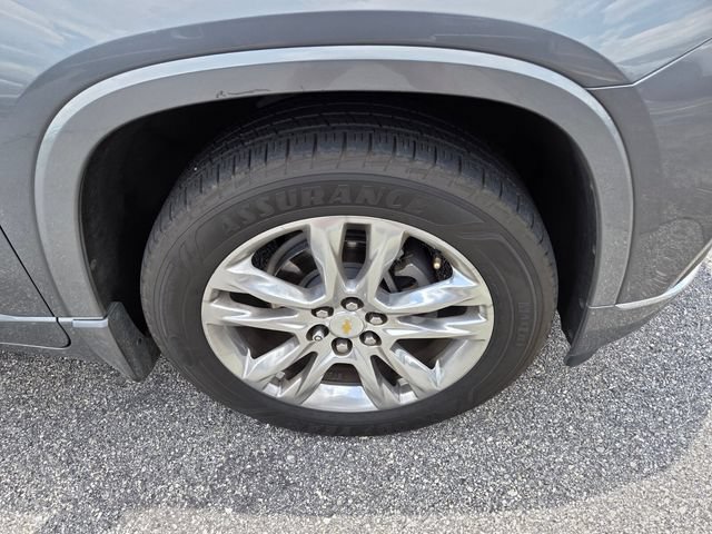 Used 2018 Chevrolet Traverse High Country AWD/4WD image 16