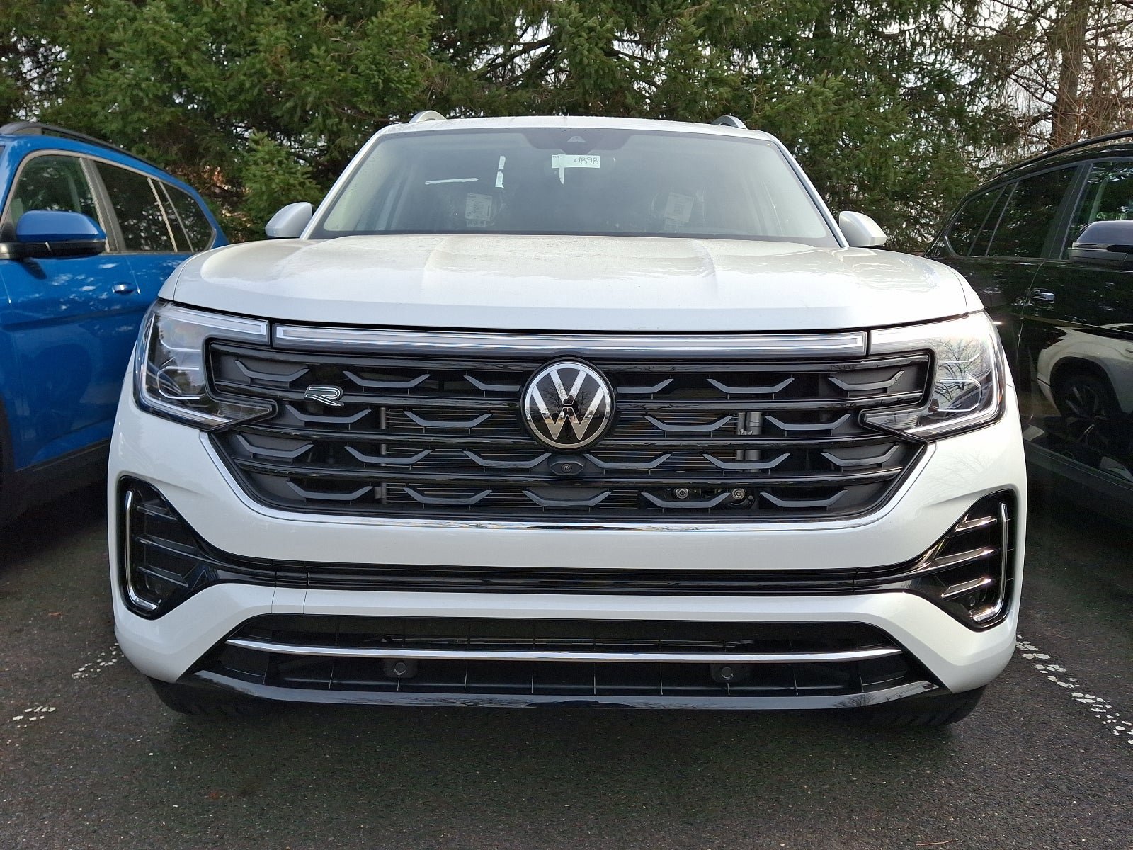 New 2026 Volkswagen Atlas SEL Premium R-Line image 2