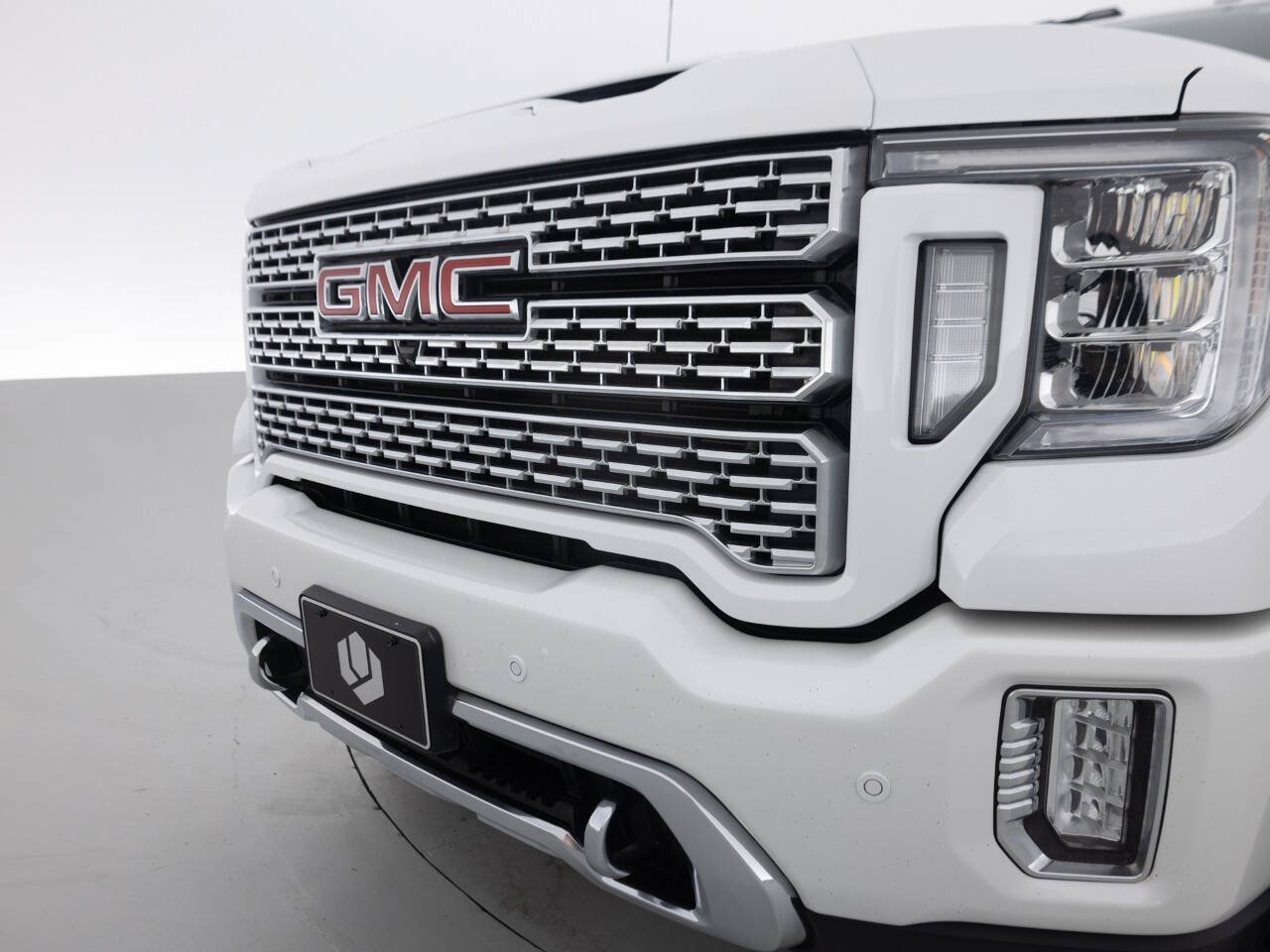 Used 2020 GMC Sierra 2500 Denali w/ Denali Ultimate Package AWD/4WD image 15