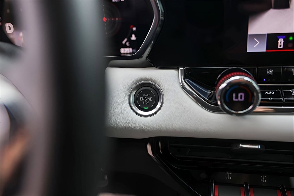 Used 2024 GMC Canyon AT4X image 20