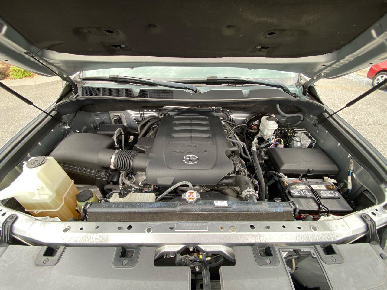 Used 2019 Toyota Tundra SR5 AWD/4WD image 17