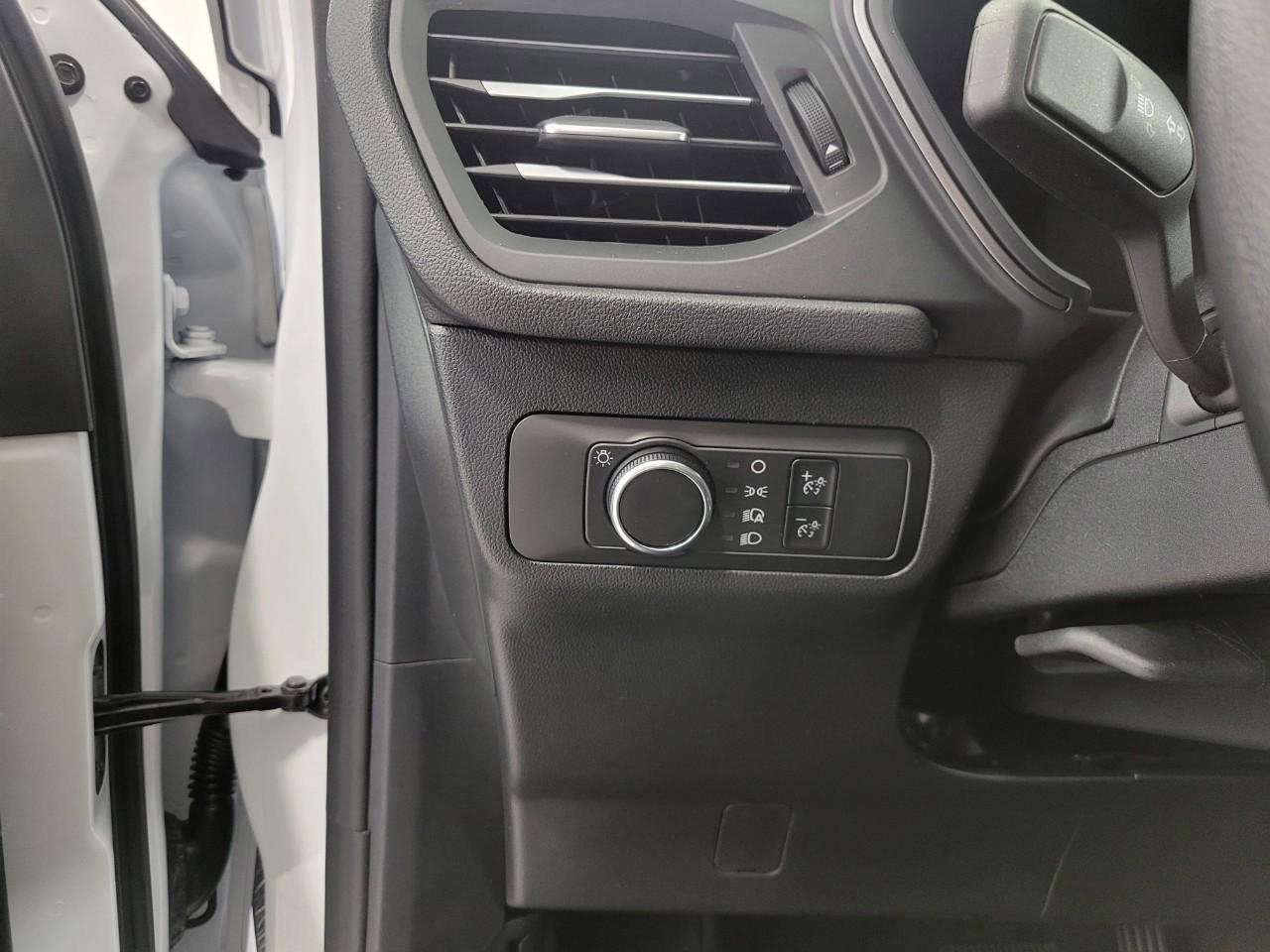 Used 2025 Ford Escape Active image 10