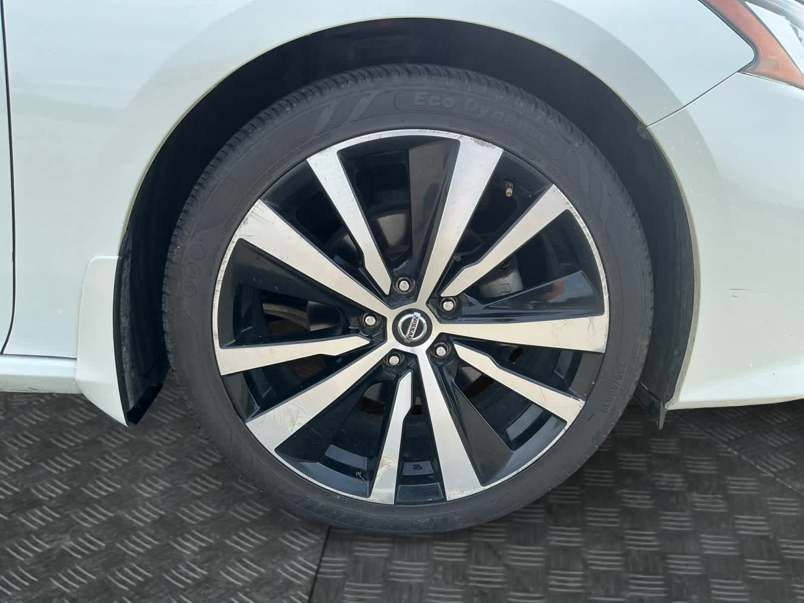 Used 2021 Nissan Altima 2.5 SR FWD image 13