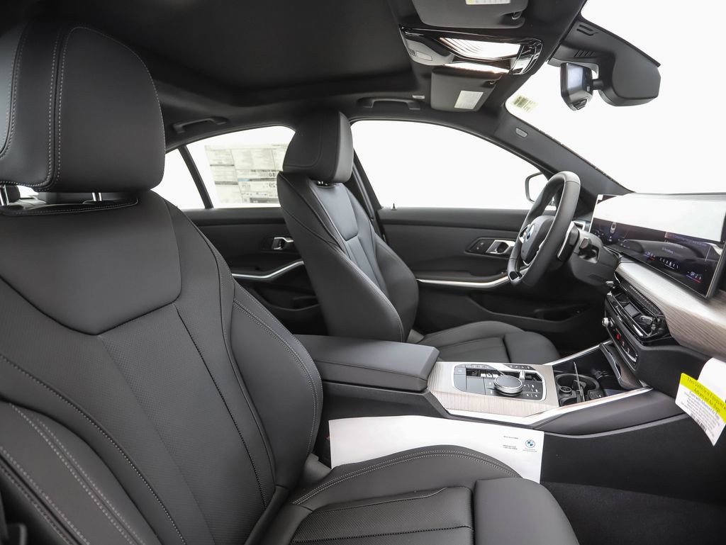 New 2026 BMW 330i xDrive Sedan w/ Premium Package image 31