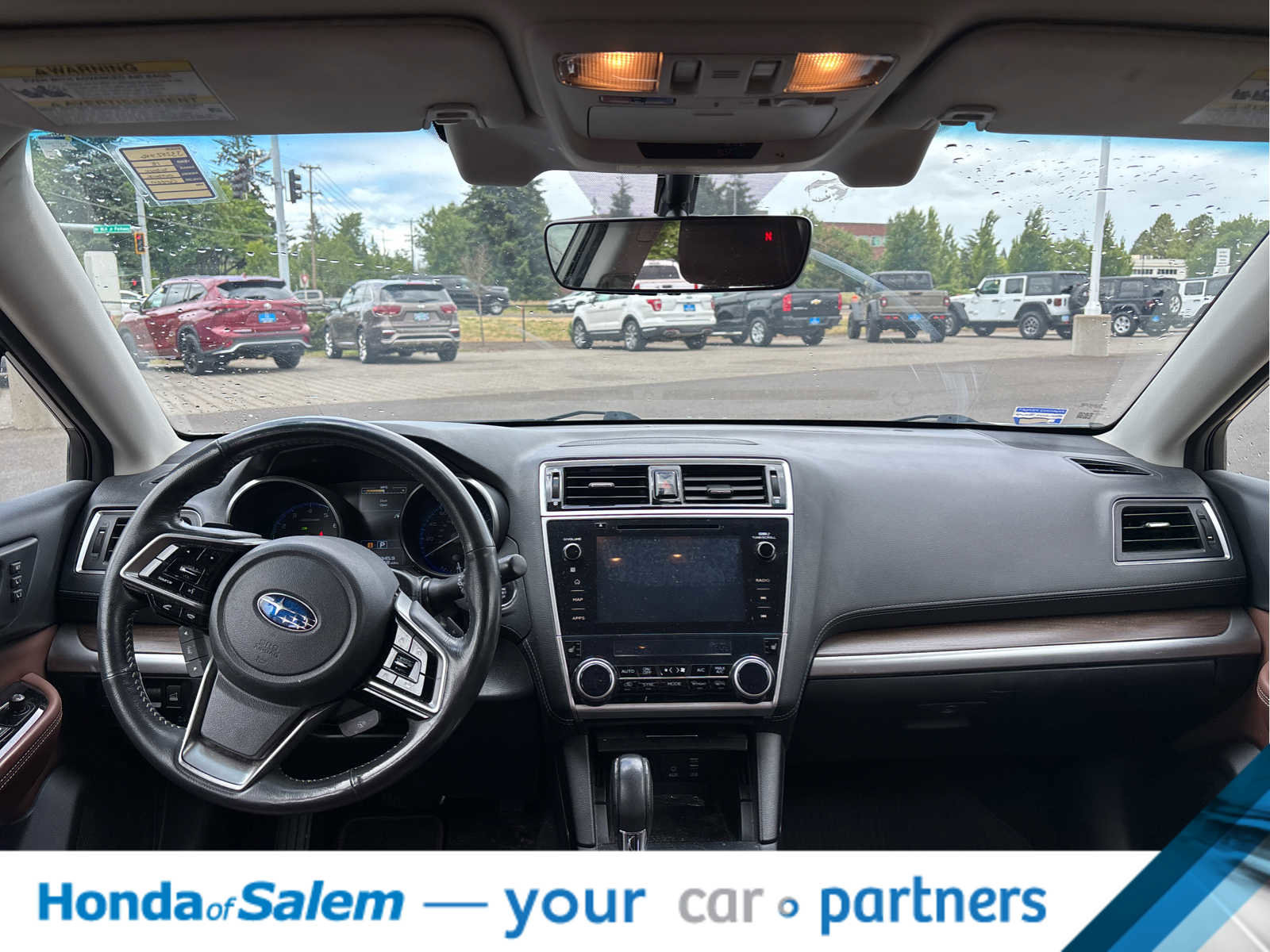 Used 2018 Subaru Outback 3.6R Touring w/ Protection Package #1 AWD/4WD image 10