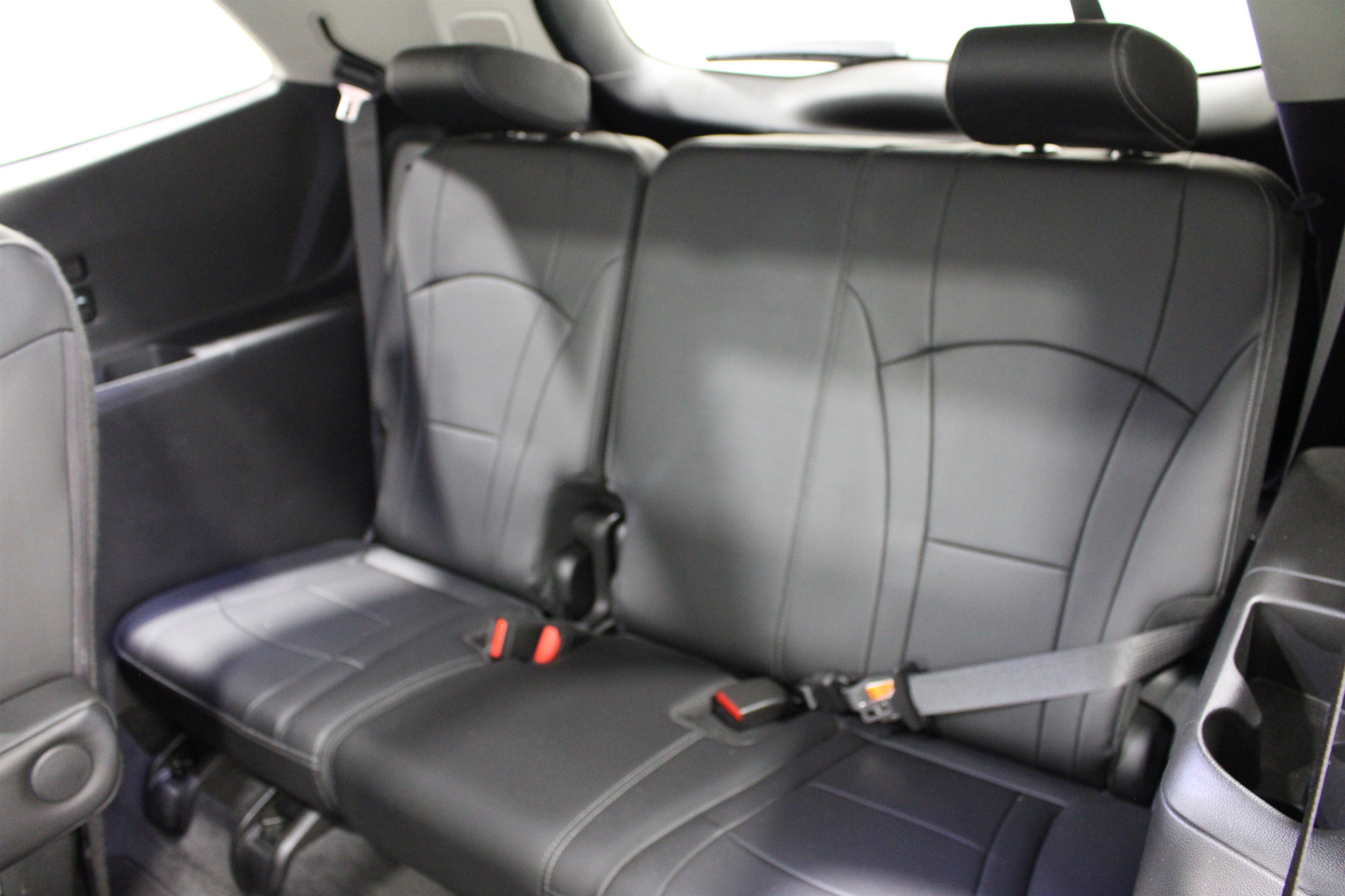 Used 2019 Buick Enclave Avenir w/ Avenir Technology Package FWD image 24