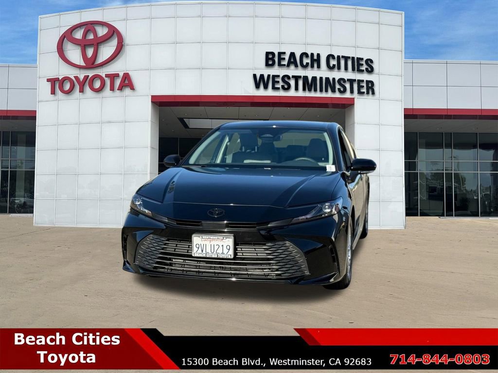 Certified 2025 Toyota Camry LE image 5