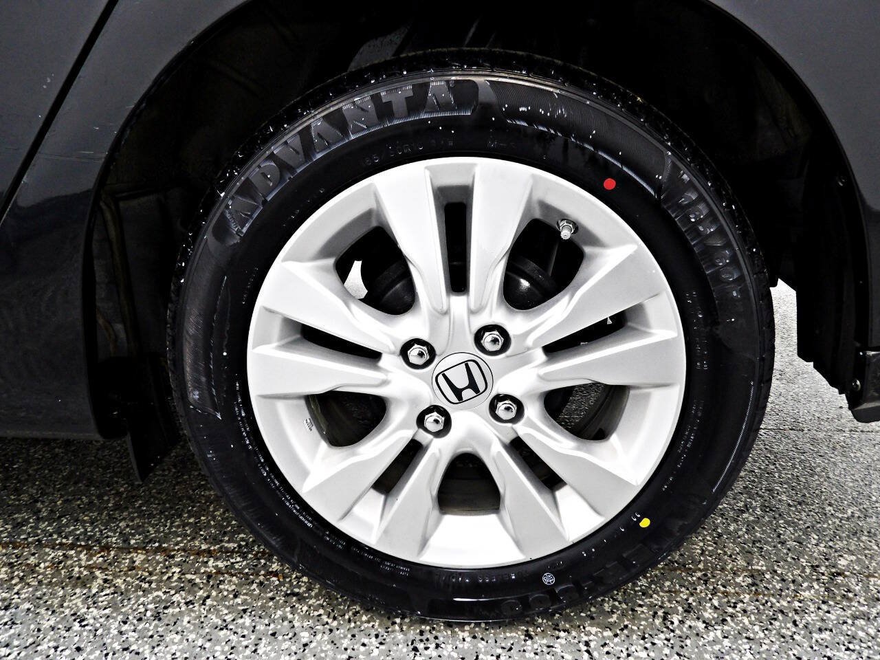 Used 2014 Honda Insight EX image 18