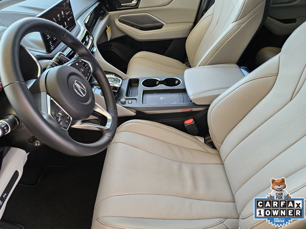 Certified 2026 Acura MDX w/ Technology Package FWD image 12