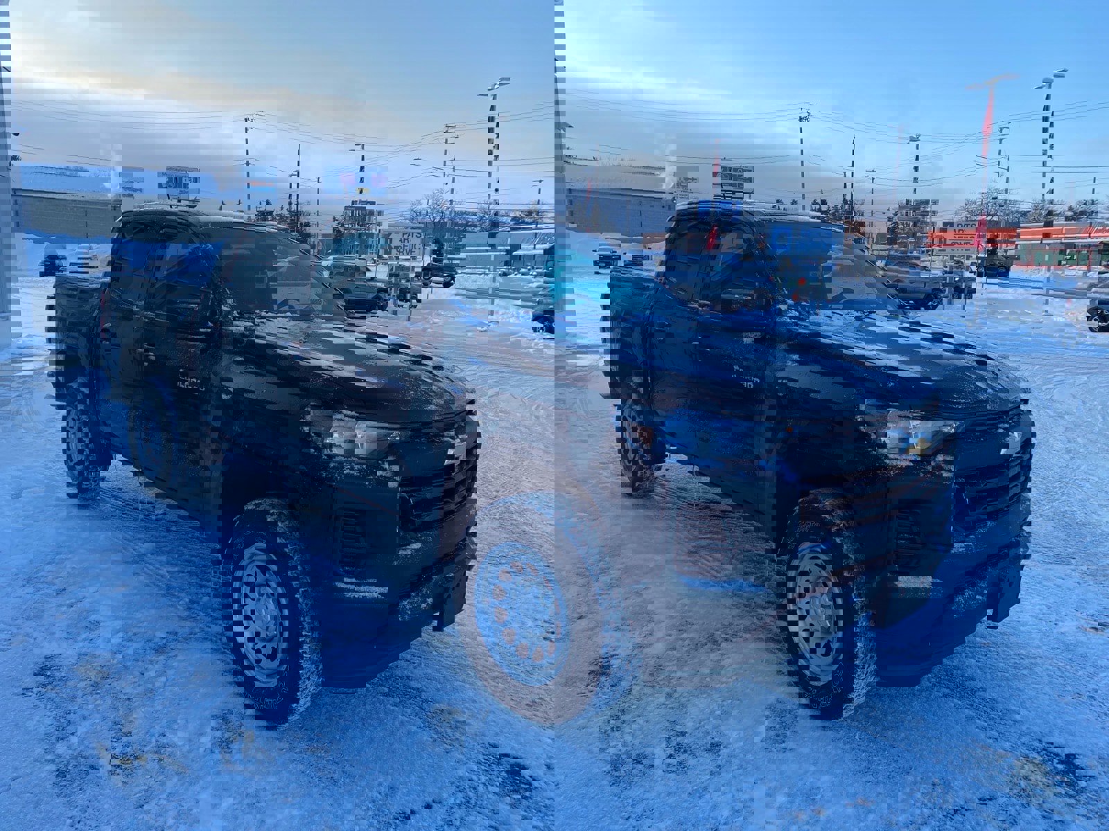 Used 2023 Chevrolet Colorado W/T w/ WT Convenience Package II image 4