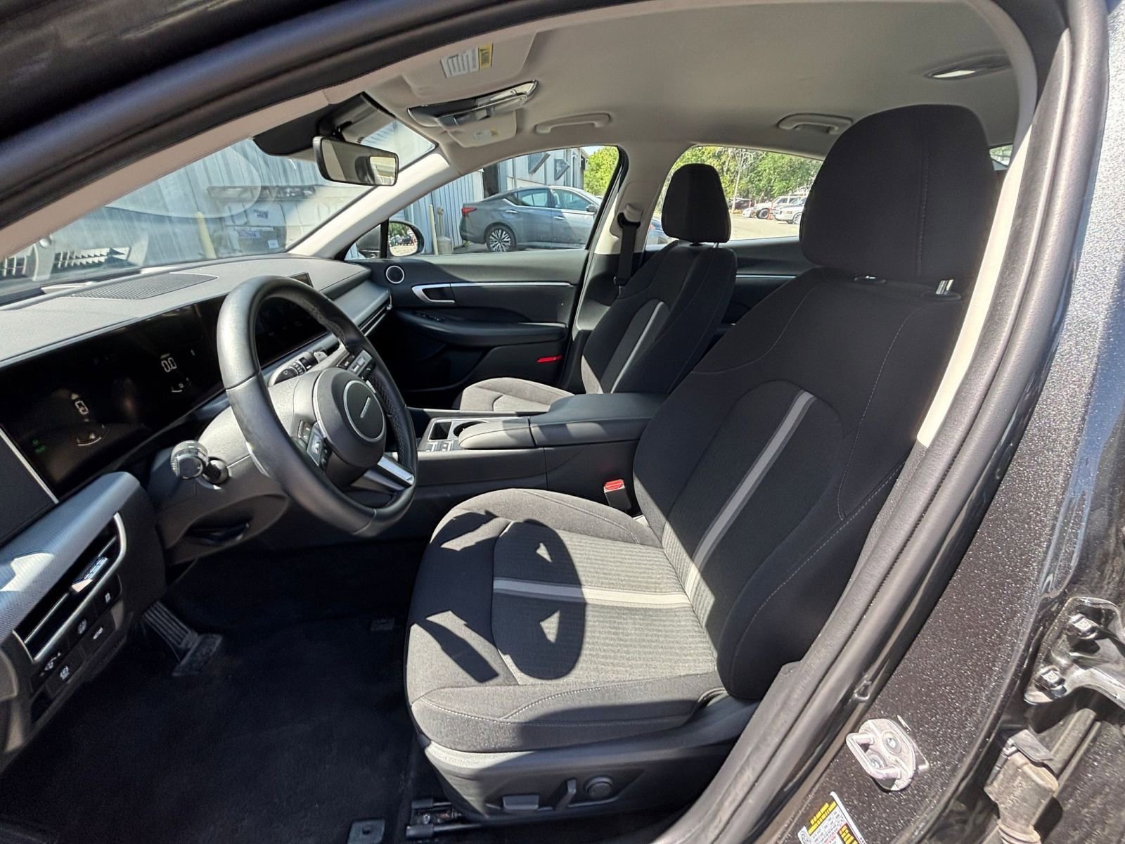 Used 2025 Hyundai Sonata SEL FWD image 24