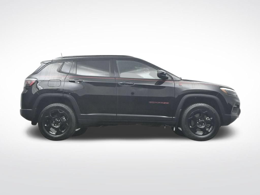 Used 2023 Jeep Compass Trailhawk w/ Trailhawk Elite Group AWD/4WD image 35