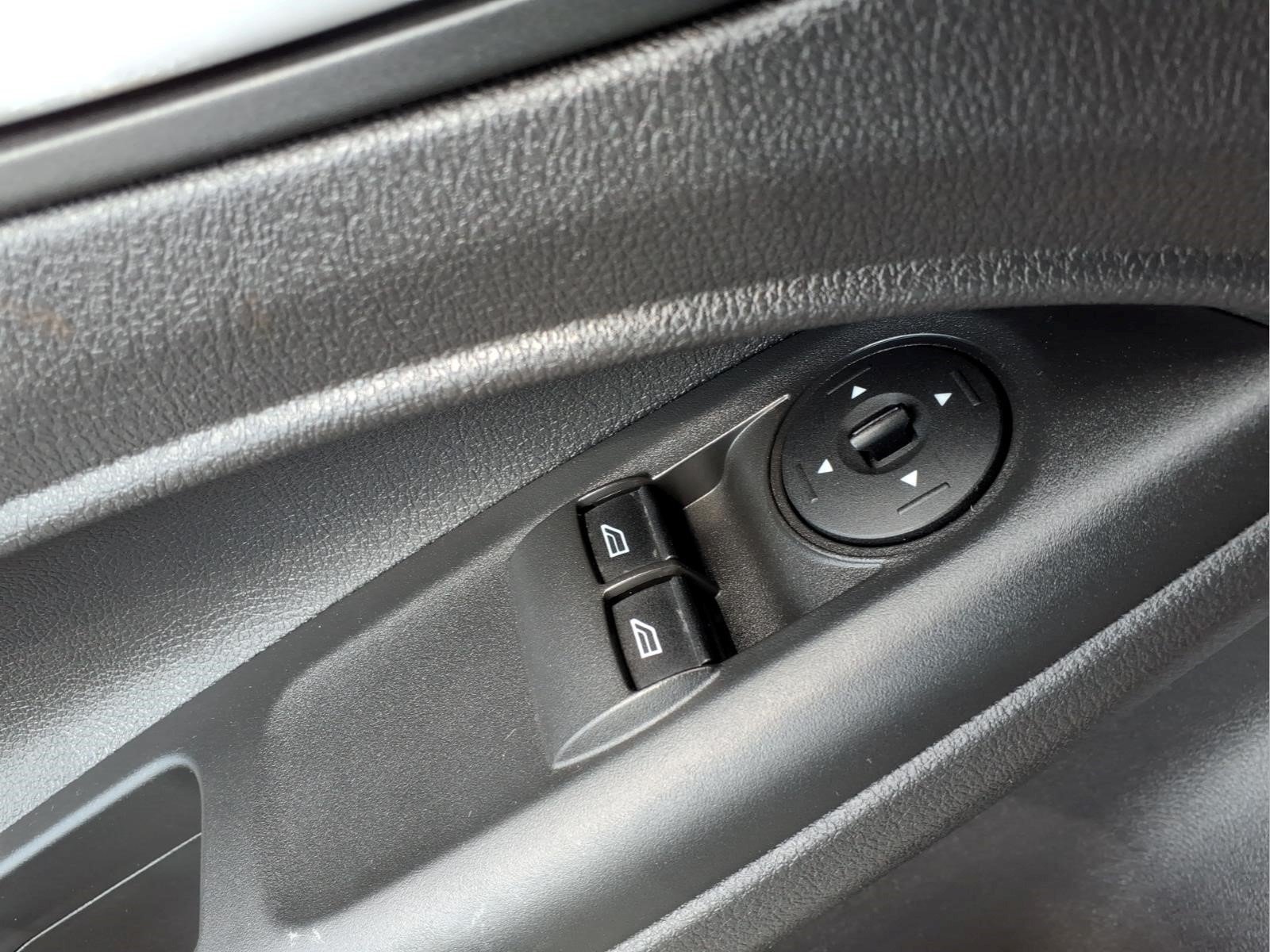 Used 2014 Ford Transit Connect XLT FWD image 17