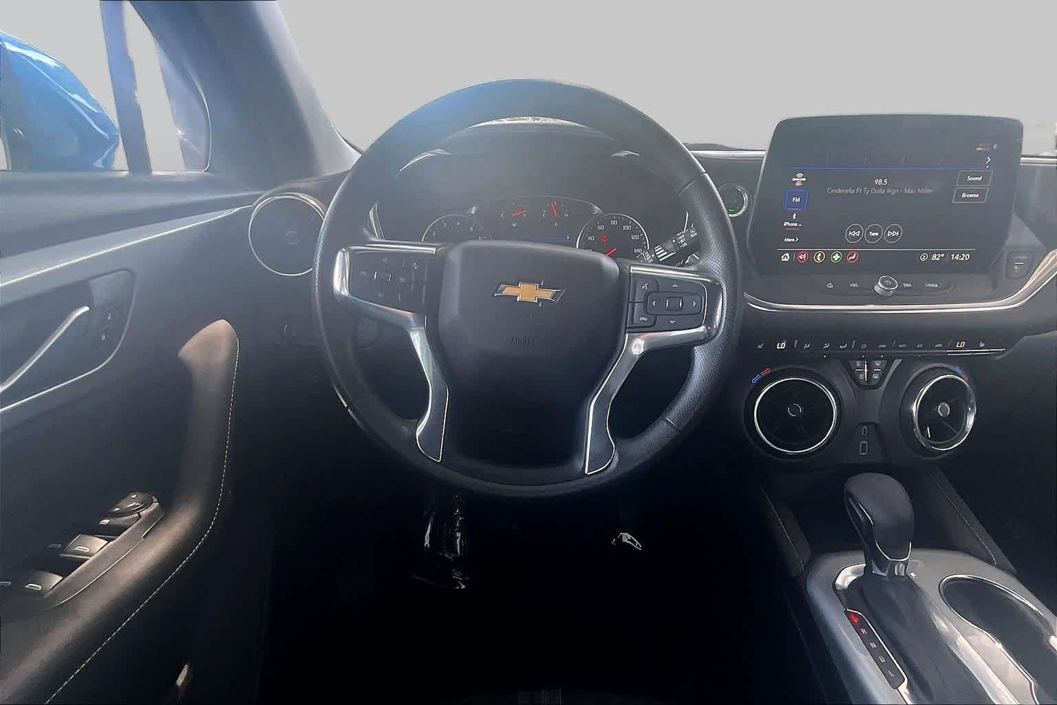 Used 2026 Chevrolet Blazer LT FWD image 6