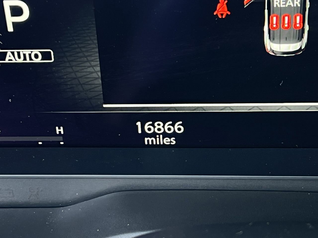 Certified 2025 Nissan Rogue Platinum image 12