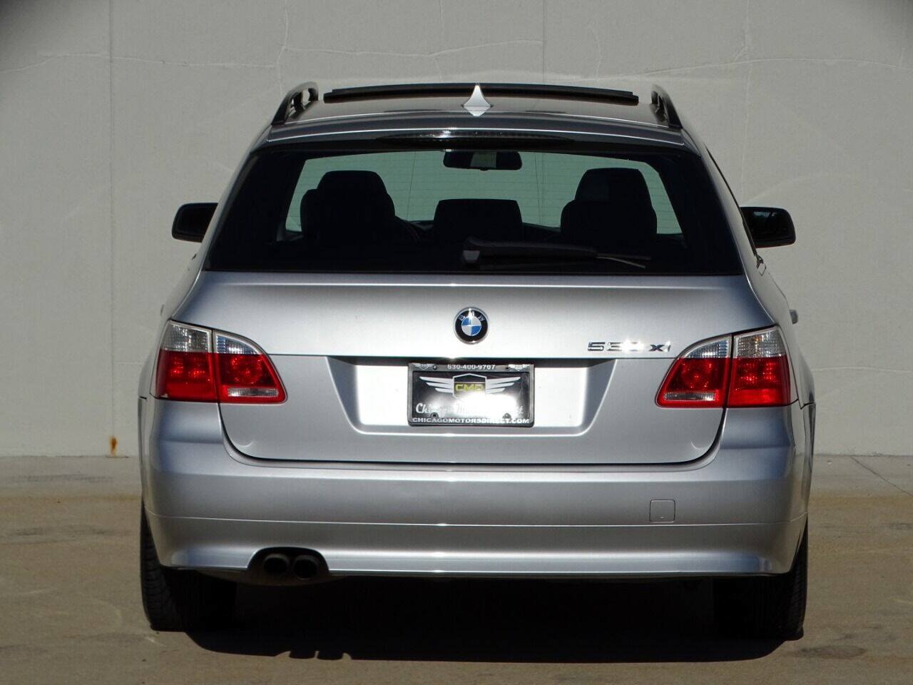 Used 2007 BMW 530xi Wagon AWD/4WD image 14