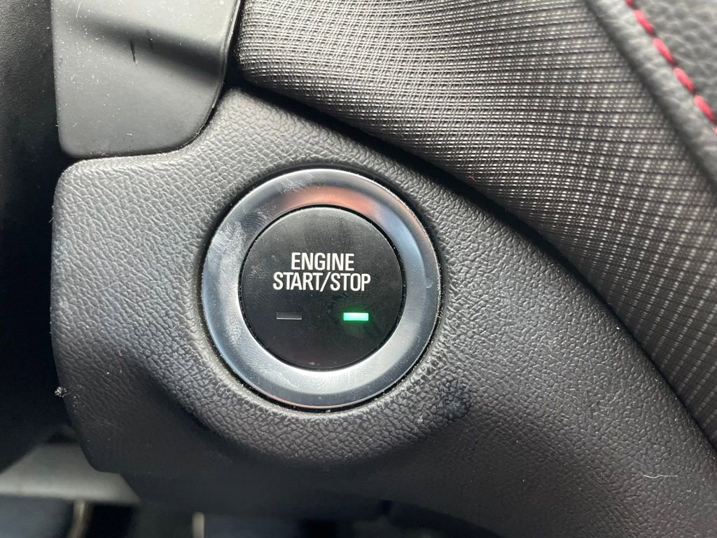 Used 2023 Chevrolet Equinox RS image 17