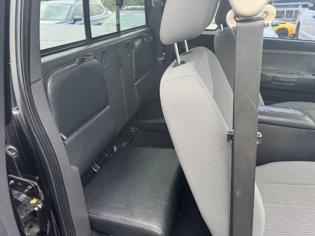 Used 2011 Dodge Dakota Big Horn AWD/4WD image 12