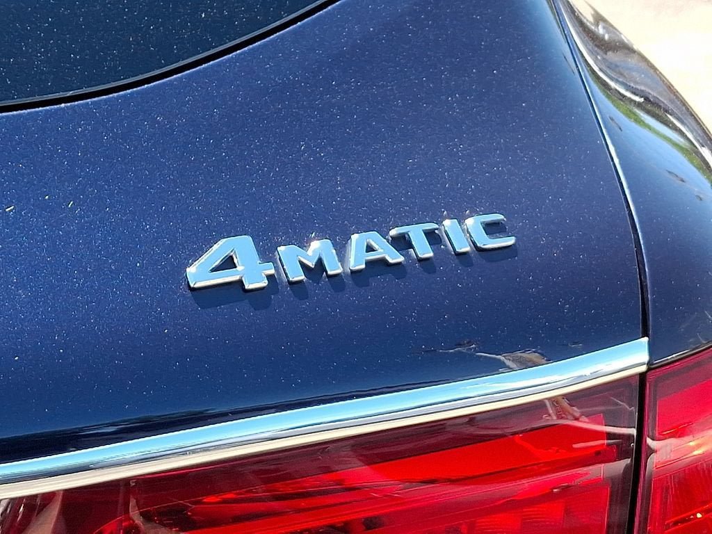 Used 2018 Mercedes-Benz GLC 300 4MATIC image 34