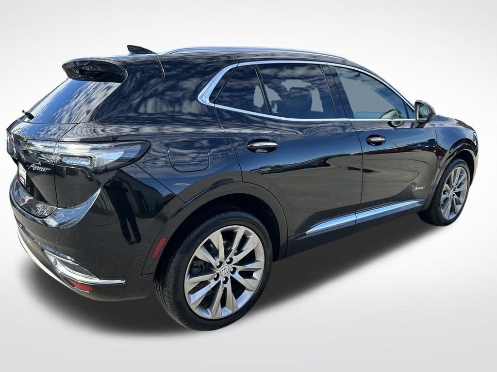Used 2022 Buick Envision Avenir w/ Technology Package II image 5