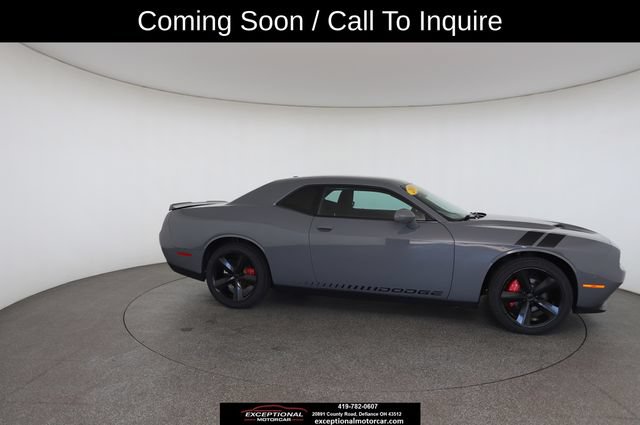 Used 2018 Dodge Challenger SXT RWD image 24