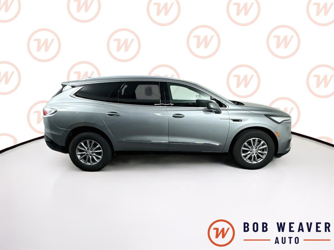 Used 2023 Buick Enclave Essence AWD/4WD image 9