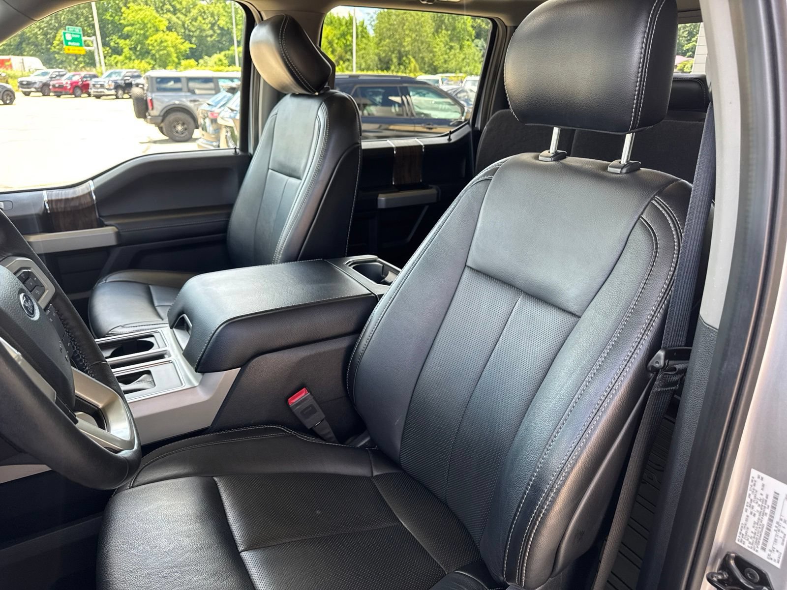 Used 2019 Ford F150 Lariat AWD/4WD image 24