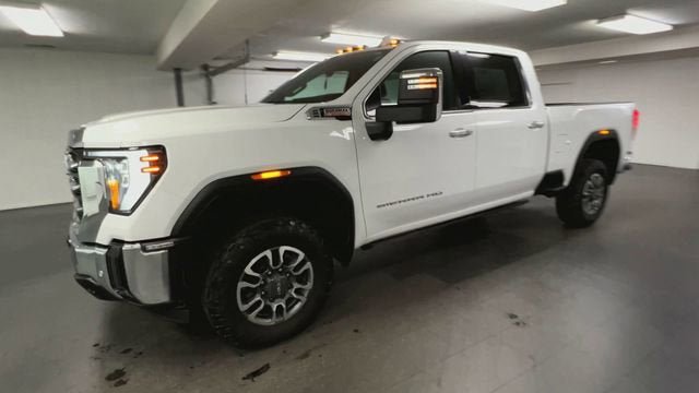 Certified 2024 GMC Sierra 2500 SLT w/ SLT Premium Package AWD/4WD image 4