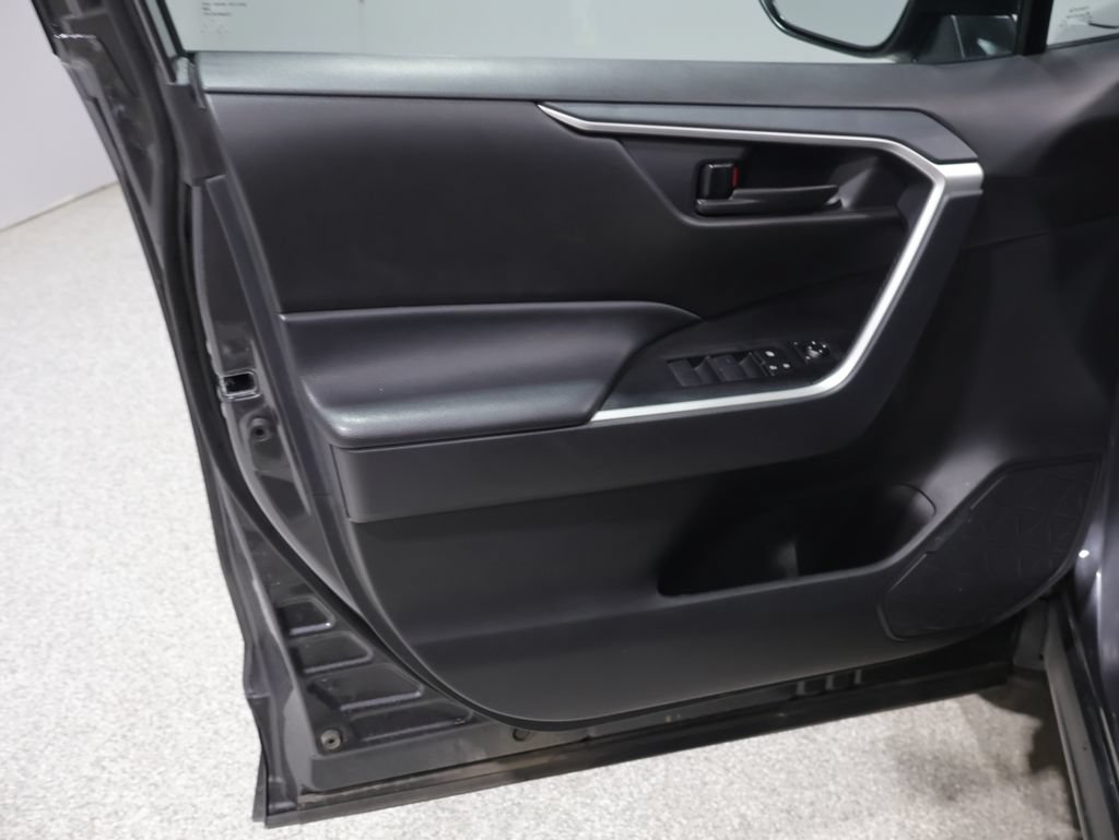 Certified 2024 Toyota RAV4 LE AWD/4WD image 14