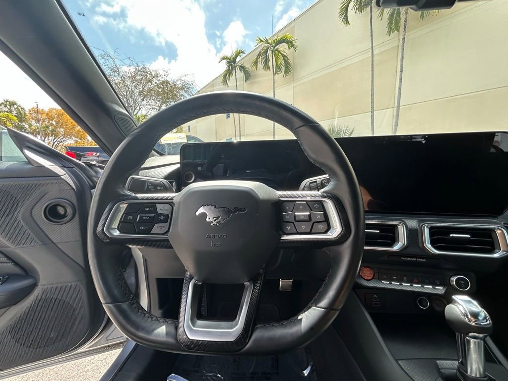 Used 2025 Ford Mustang Premium RWD image 19