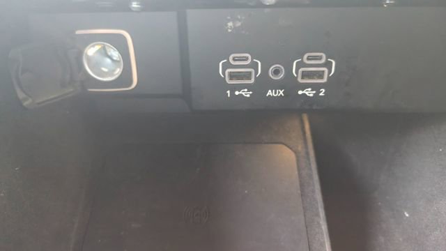 Used 2023 Jeep Wagoneer L Series II image 42
