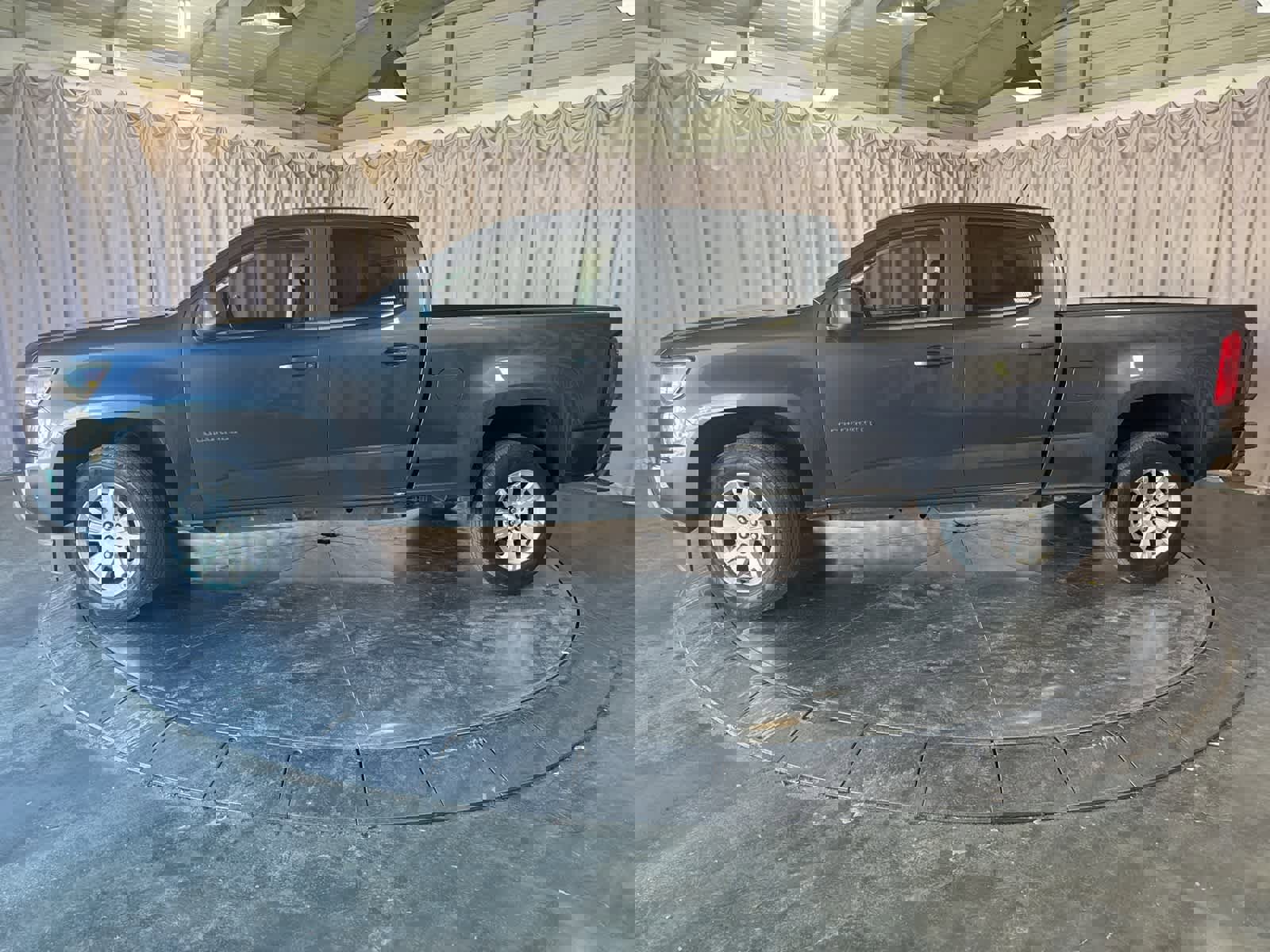 Used 2016 Chevrolet Colorado LT w/ LT Convenience Package image 8