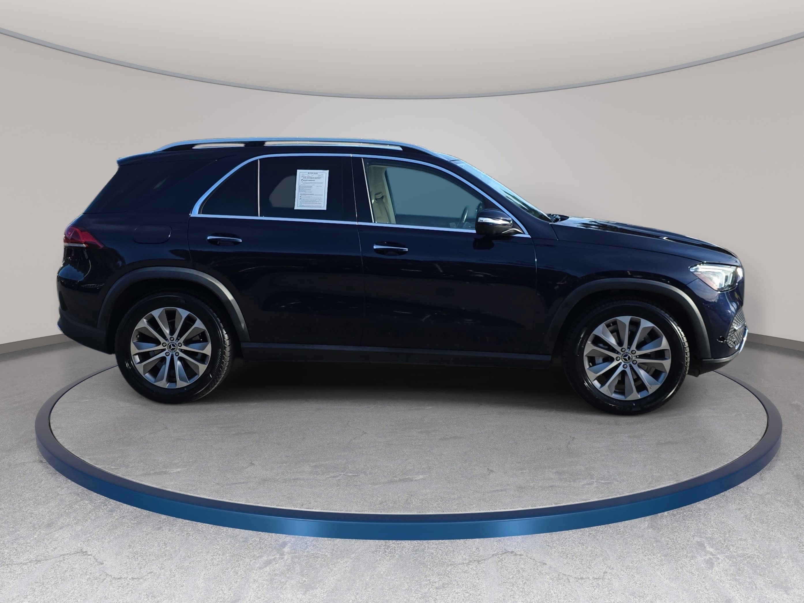 Used 2020 Mercedes-Benz GLE 350 4MATIC image 4