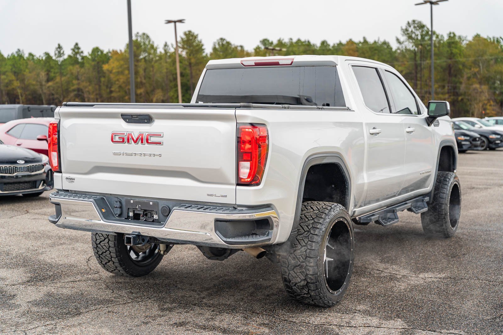 Used 2019 GMC Sierra 1500 SLE w/ SLE Value Package image 7
