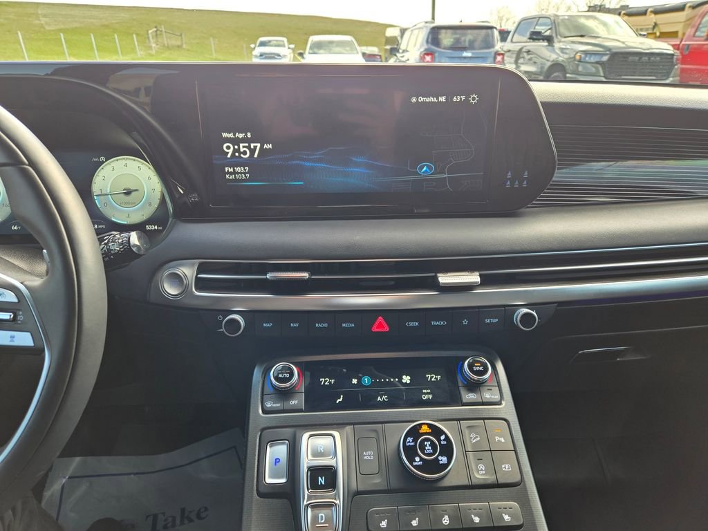 Used 2025 Hyundai Palisade Calligraphy AWD/4WD image 21
