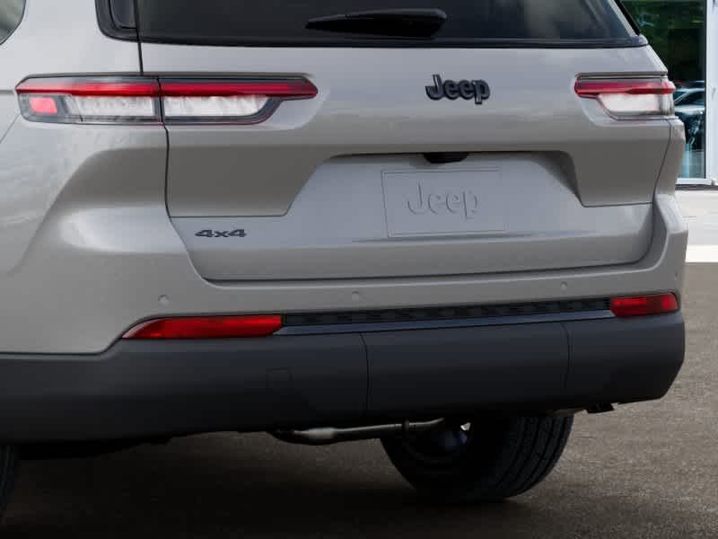 New 2025 Jeep Grand Cherokee L Limited AWD/4WD image 13