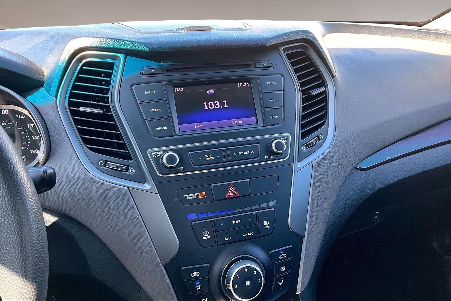 Used 2018 Hyundai Santa Fe Sport image 9