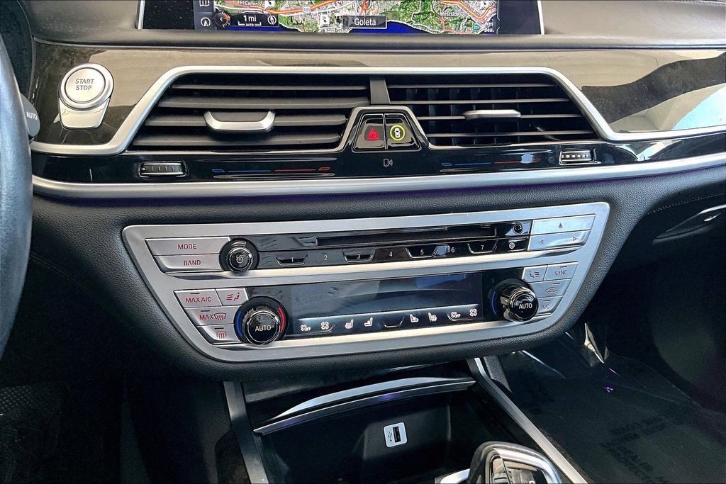 Used 2017 BMW 740e xDrive AWD/4WD image 15