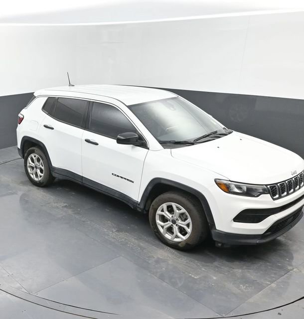 Used 2025 Jeep Compass Sport AWD/4WD image 36