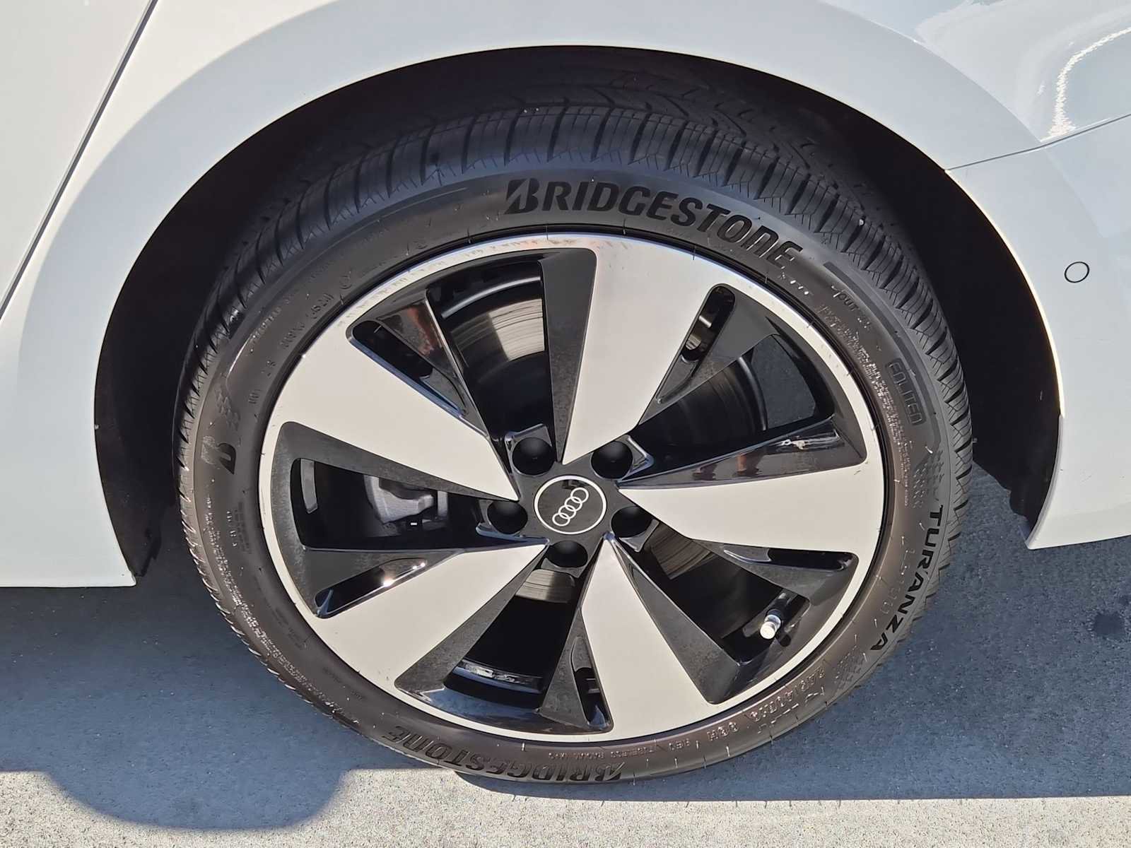 Used 2025 Audi A5 2.0T Premium Plus w/ Premium Plus image 12