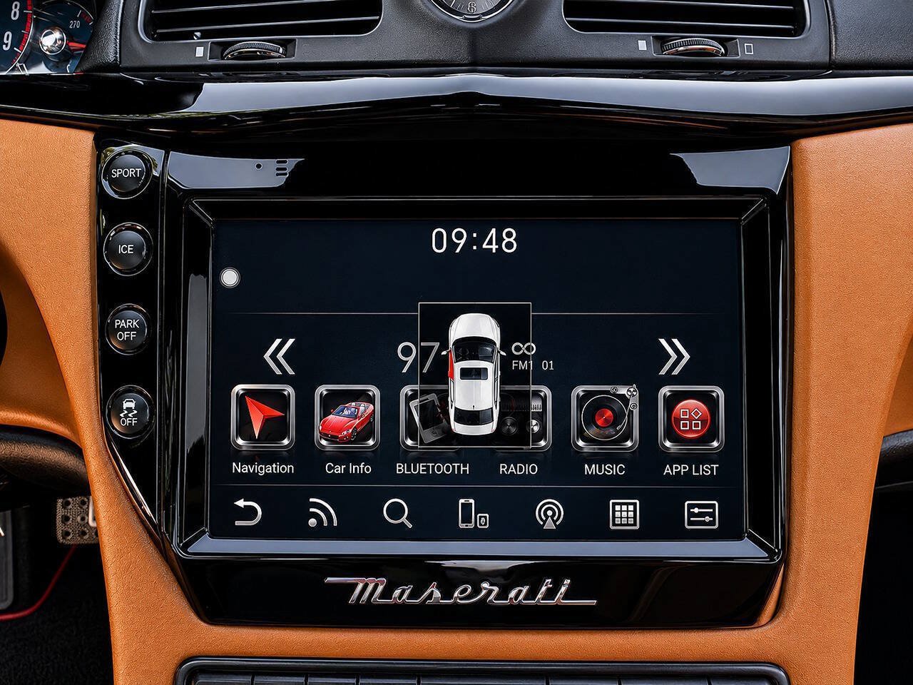 Used 2016 Maserati GranTurismo Sport RWD image 29