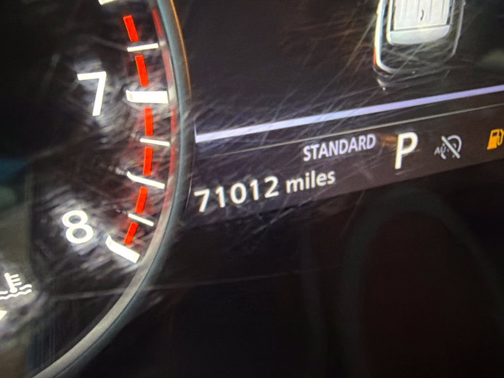 Used 2024 Nissan Pathfinder SV FWD image 7