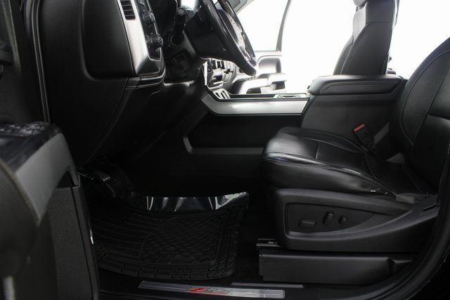 Used 2015 Chevrolet Silverado 2500 LTZ w/ LTZ Plus Package image 18