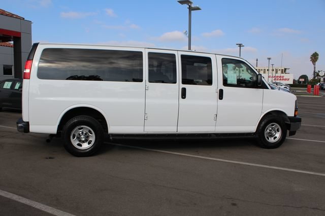 Used 2020 Chevrolet Express 3500 LT w/ LT Preferred Equipment Group RWD image 20