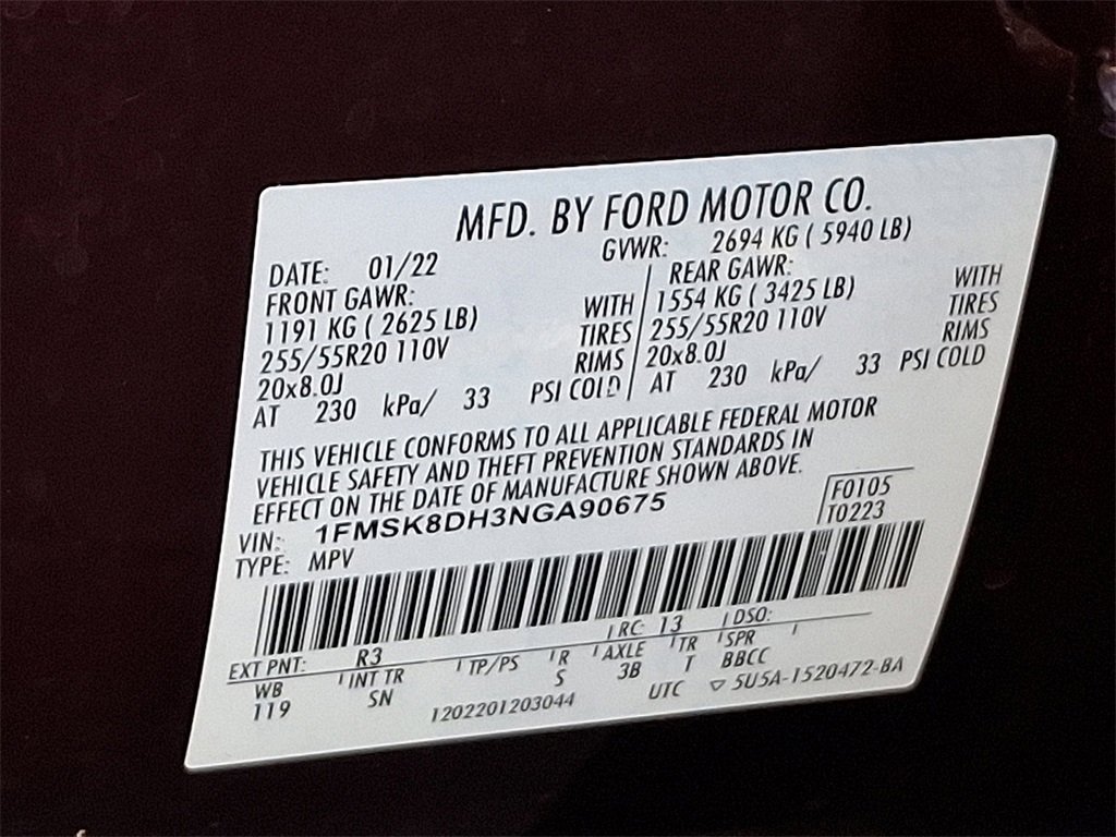Certified 2022 Ford Explorer XLT w/ Equipment Group 202A image 28