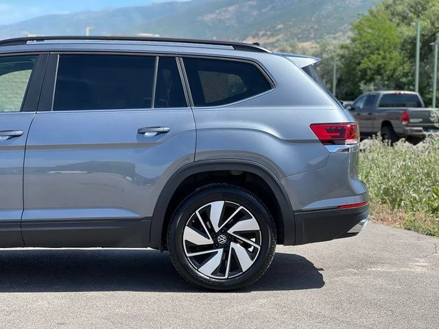 Used 2024 Volkswagen Atlas SE AWD/4WD image 12