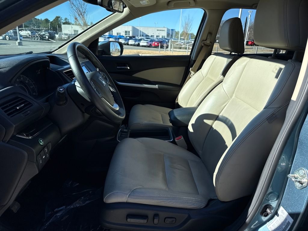 Used 2016 Honda CR-V Touring image 13